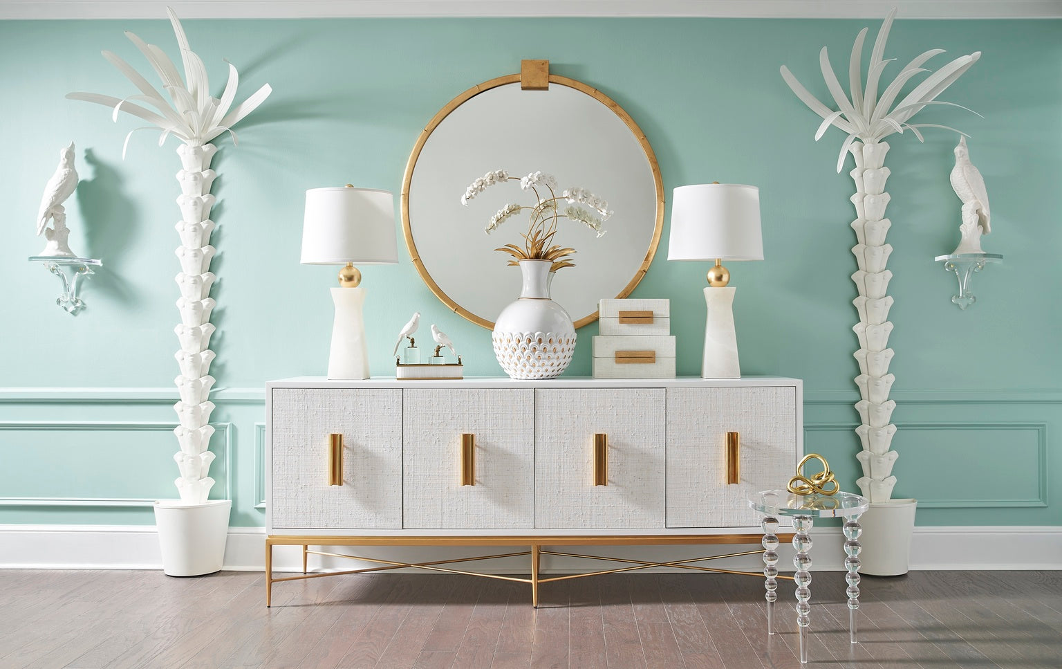 Chelsea House Regency Acrylic Bracket