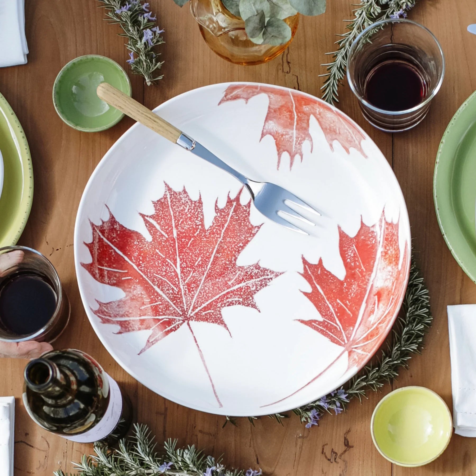 Vietri Autunno Maple Leaves Round Shallow Bowl