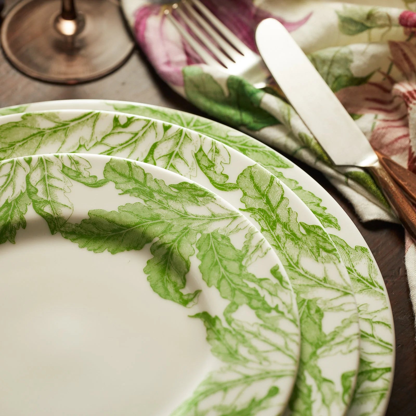 Freya Rimmed Dinner Plate