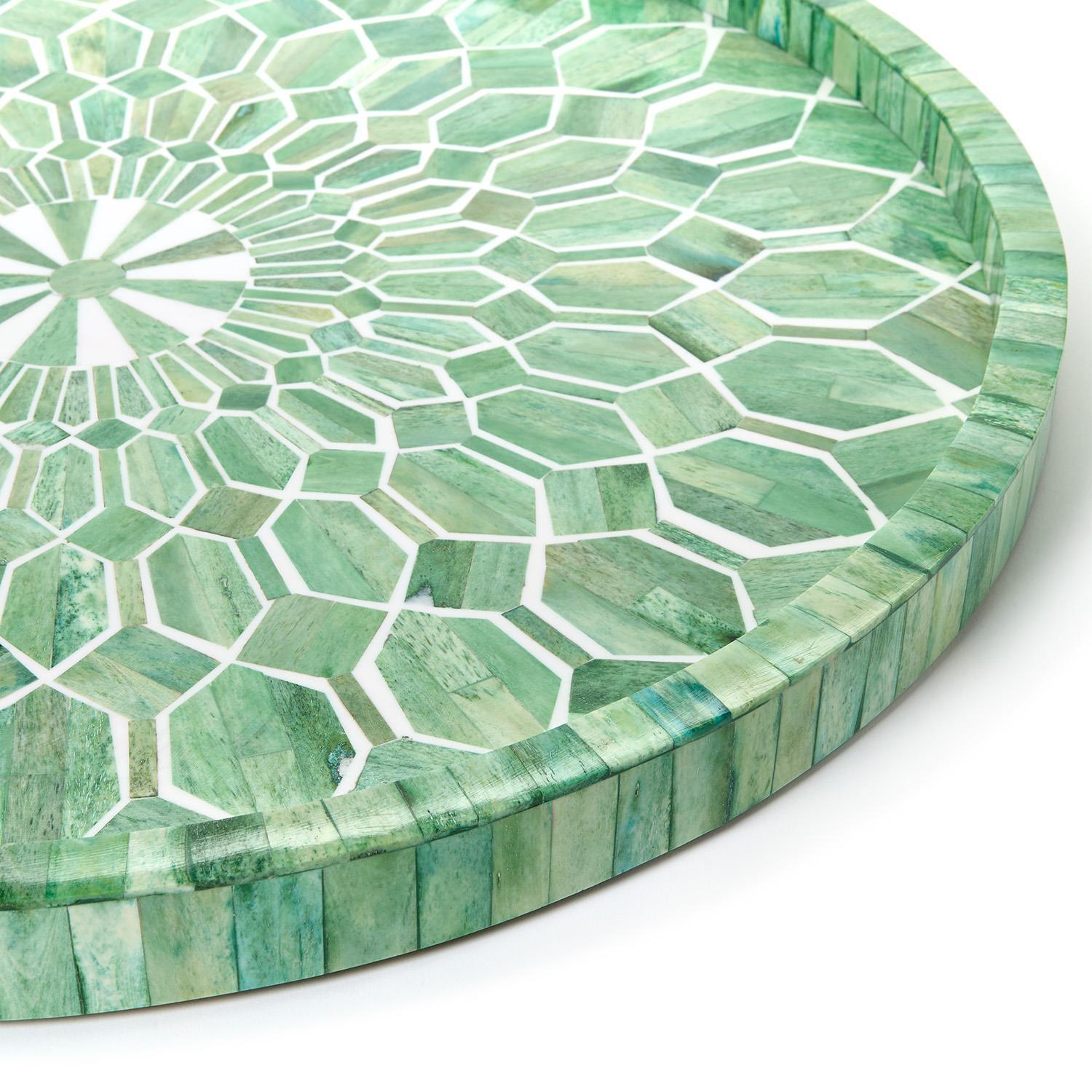 Emerald Cut Hand Inlaid Decorative Round Serving Tray