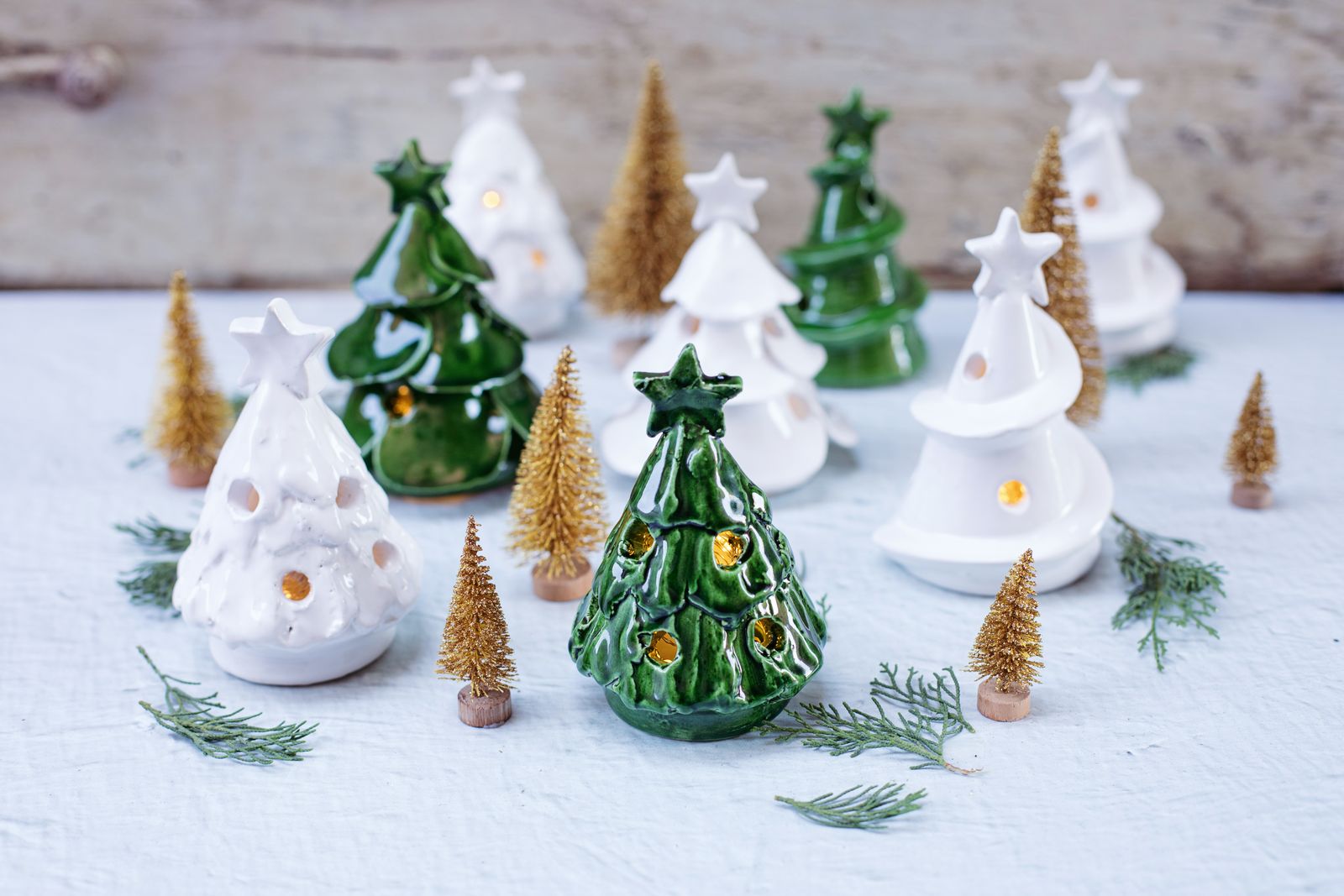 Foresta White Mini Scalloped Tree