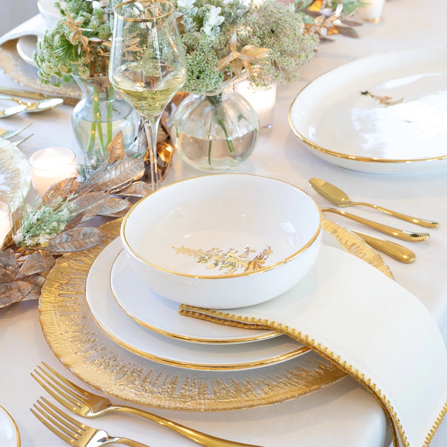 Vietri Medici Natale Salad Plate