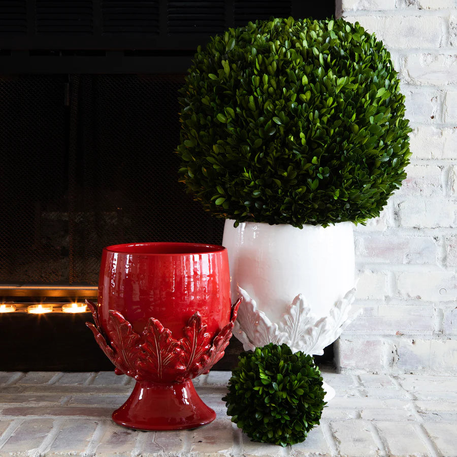 Vietri Acanthus Leaf Large Footed Cachepot