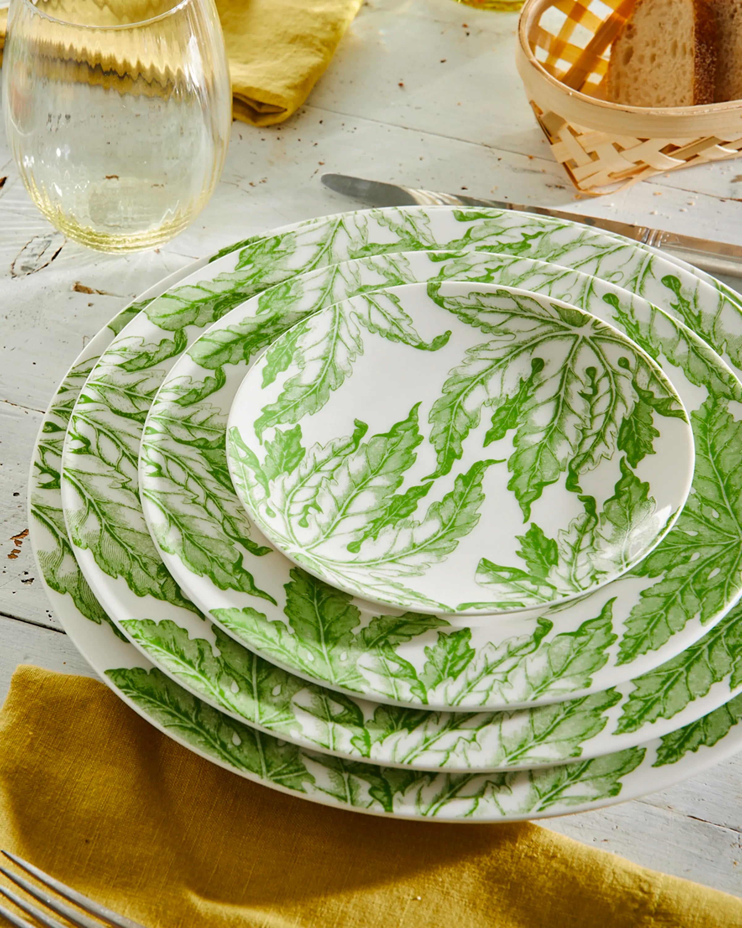 Freya Rimmed Salad Plate