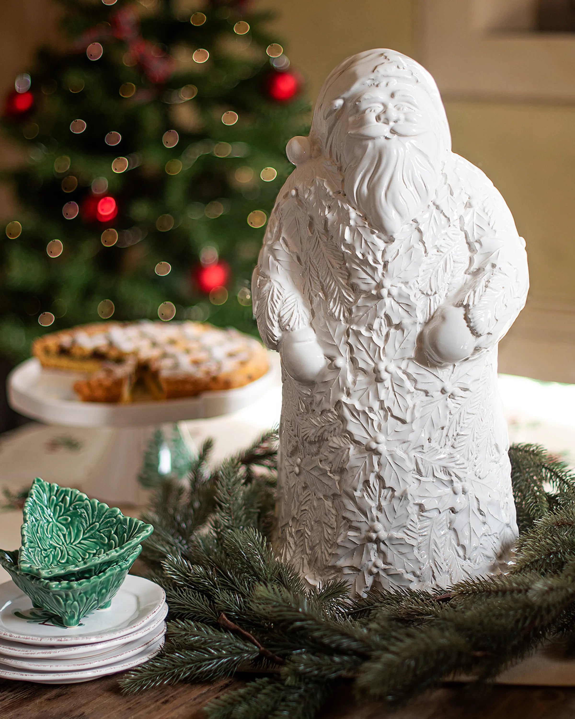 Lastra Holiday Figural Santa with Foliage