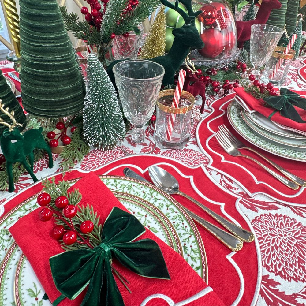 Red Flower and Vine - Tablecloth