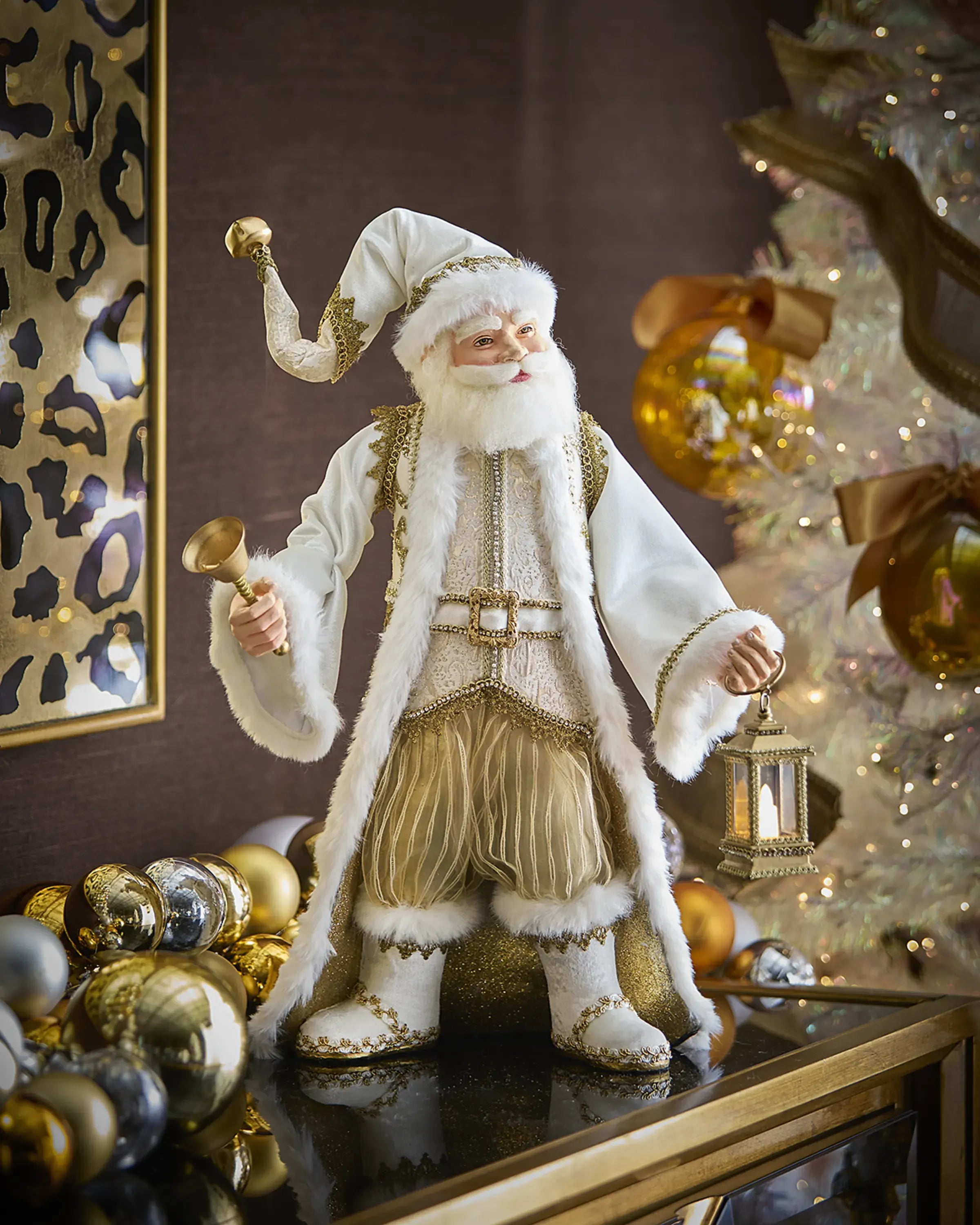 Golden Leaf Santa Figure, Illuminated
