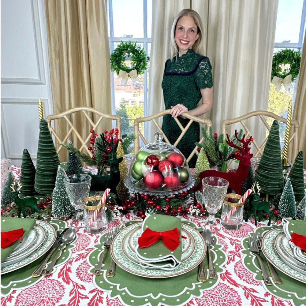 Red Flower and Vine - Tablecloth