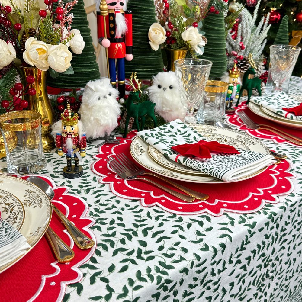 Dark Green Leaves - Tablecloth