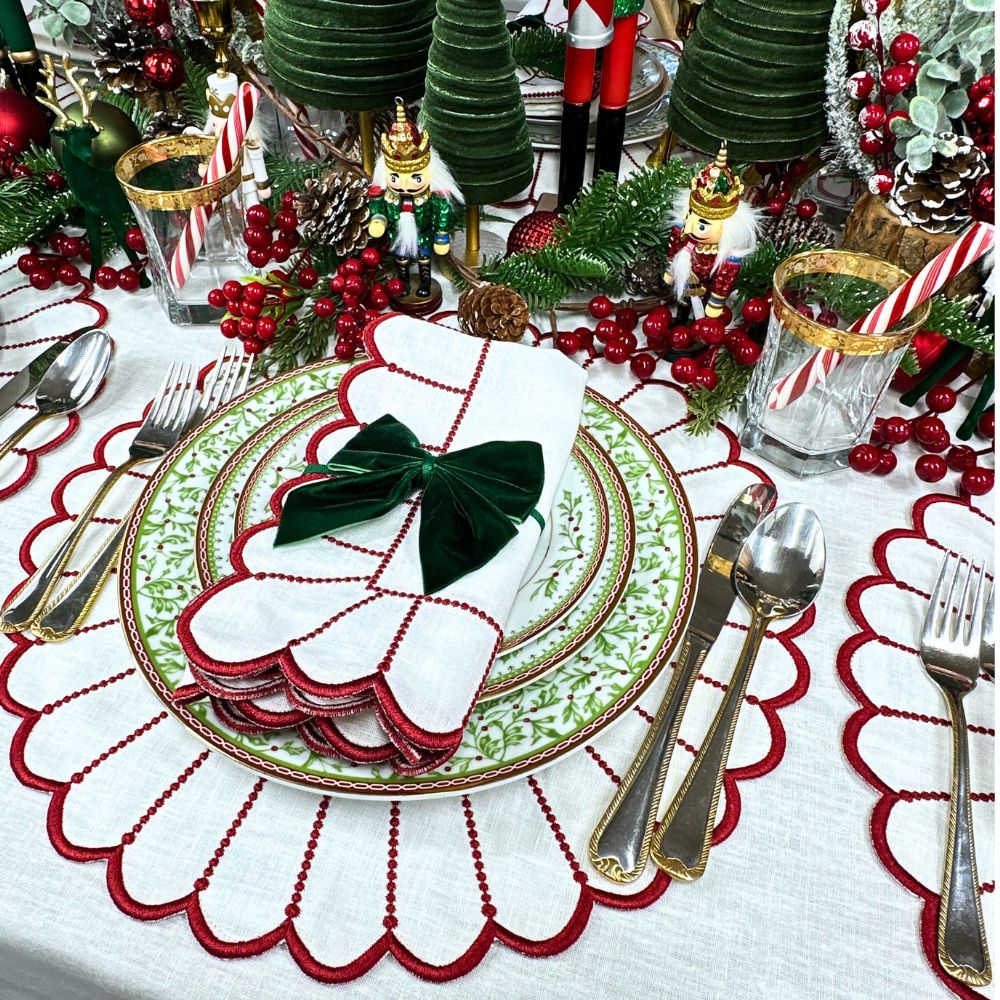 White Linen Ruffle - Tablecloth