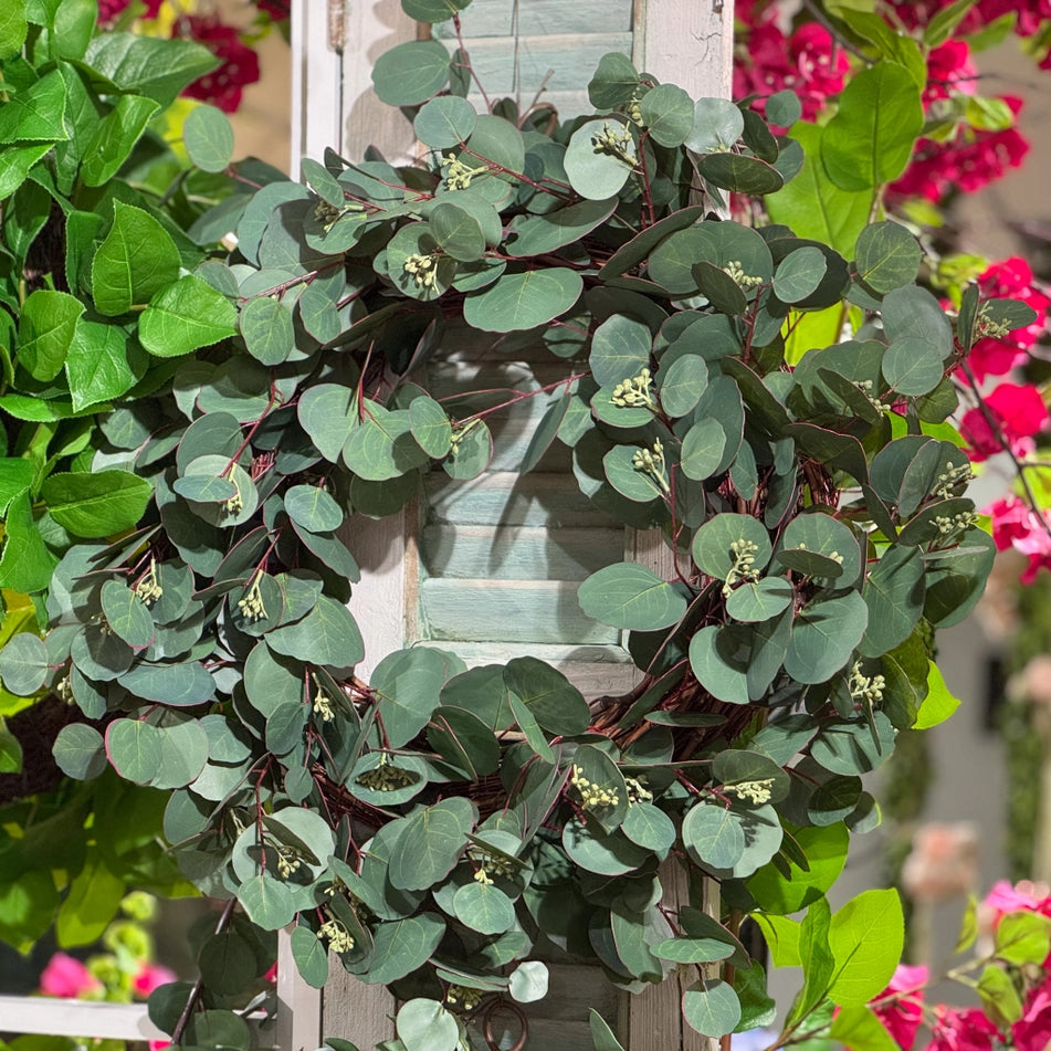 Mixed Seeded Eucalyptus Wreath, 24"