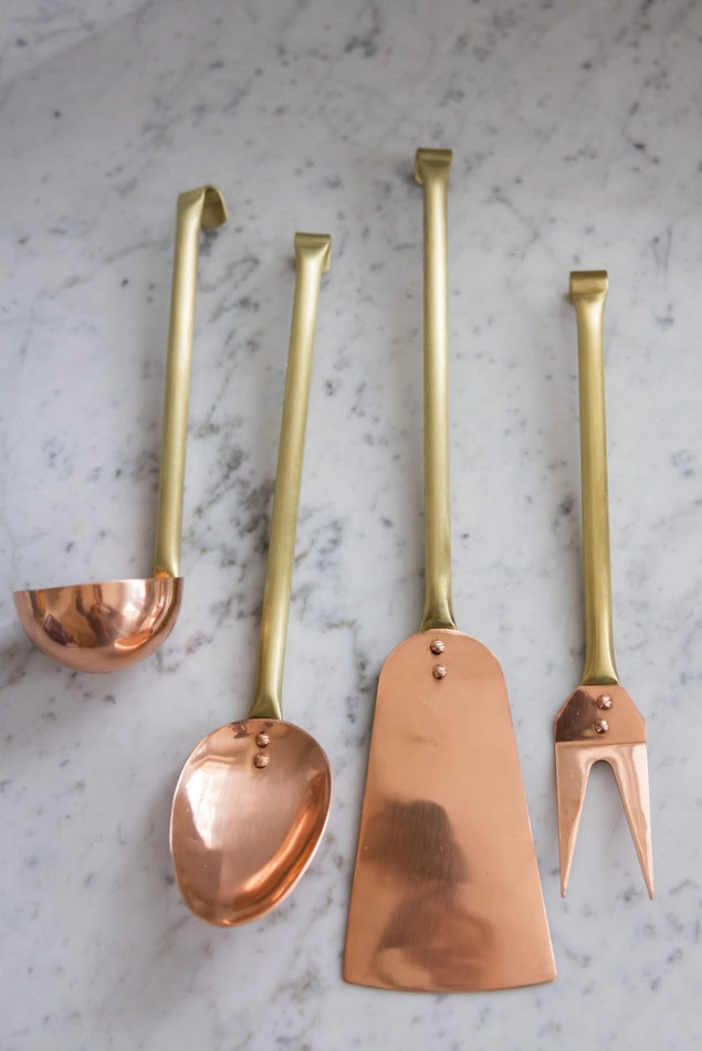 Hanging Rod with Four Utensils