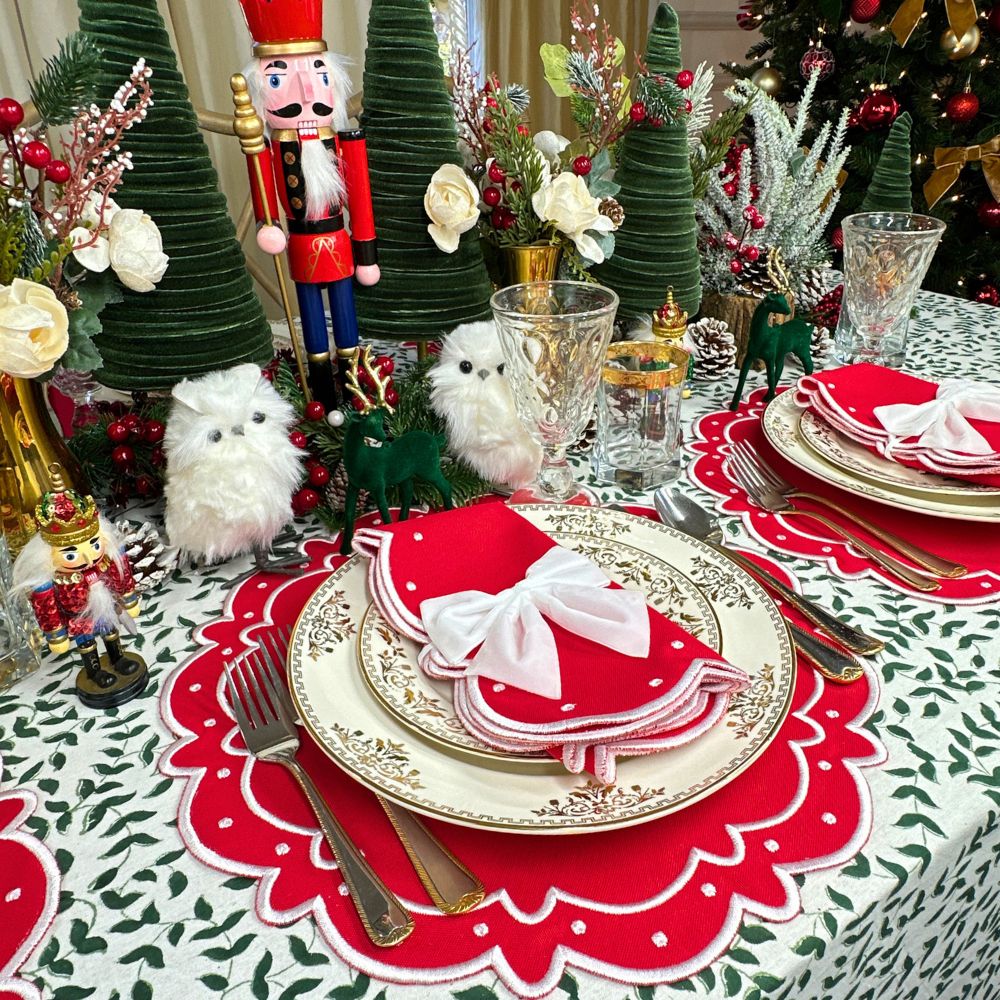 Dark Green Leaves - Tablecloth