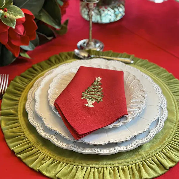 Tree with Trim Large Red Napkin, Set of 4