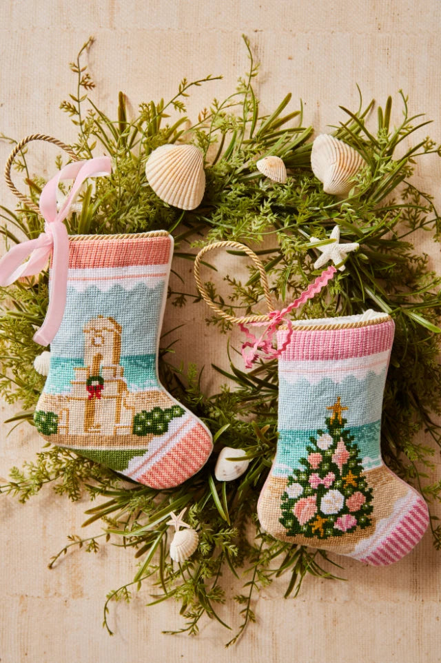Kate Lewis: Christmas on the Coast
