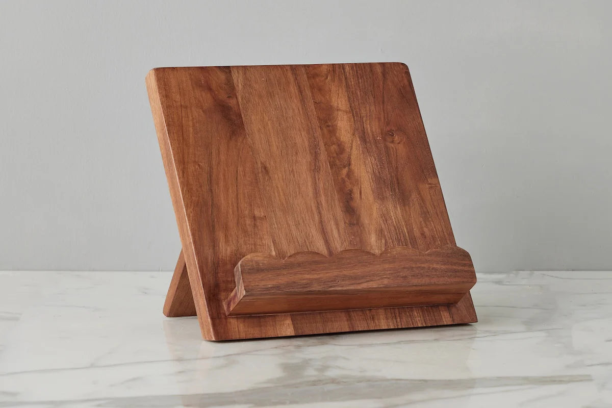 Scalloped Wood Book Stand, Natural