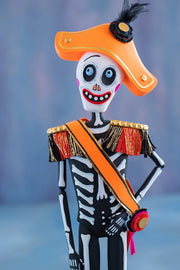 Glitterville Bone-Aparte Tabletop
