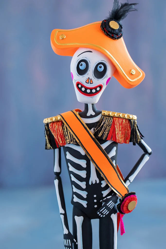 Glitterville Bone-Aparte Tabletop